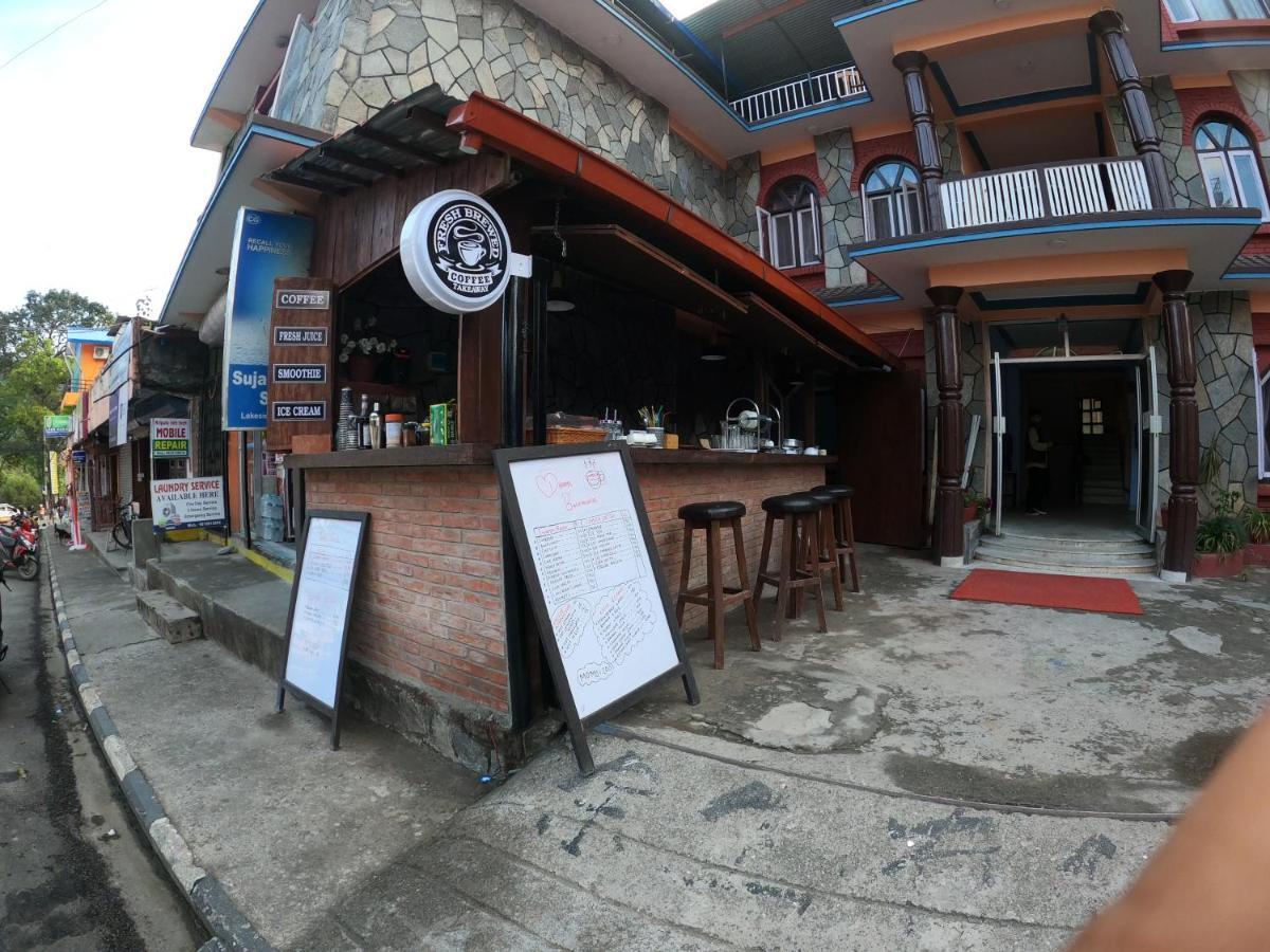 Dharma Backpackers Hostel Pokhara Buitenkant foto